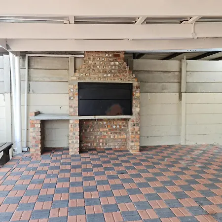 Hasate Guest House 10 Florence Street Oakdale Belliville 7530 Cape Town South African Exterior photo