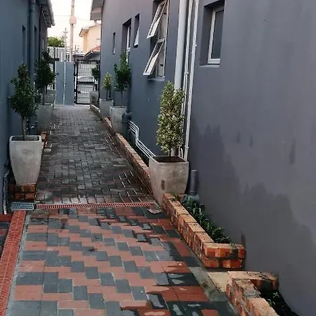 Hasate Guest House 10 Florence Street Oakdale Belliville 7530 Cape Town South African Exterior photo