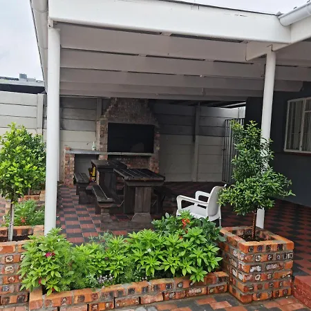 Hasate Guest House 10 Florence Street Oakdale Belliville 7530 Cape Town South African Exterior photo