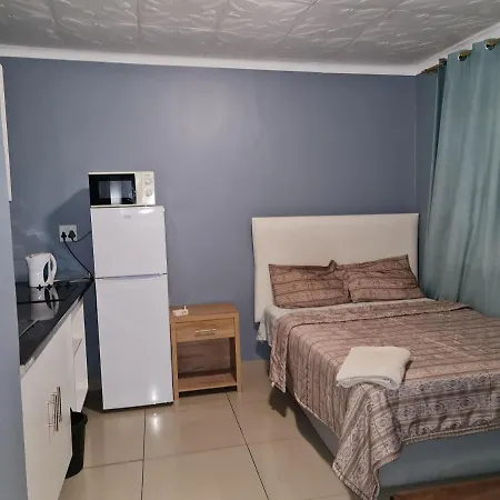 Hasate Guest House 10 Florence Street Oakdale Belliville 7530 Cape Town South African Exterior photo