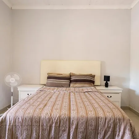 Hasate Guest House 10 Florence Street Oakdale Belliville 7530 Cape Town South African Exterior photo