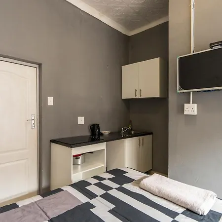 Hasate Guest House 10 Florence Street Oakdale Belliville 7530 Cape Town South African Exterior photo