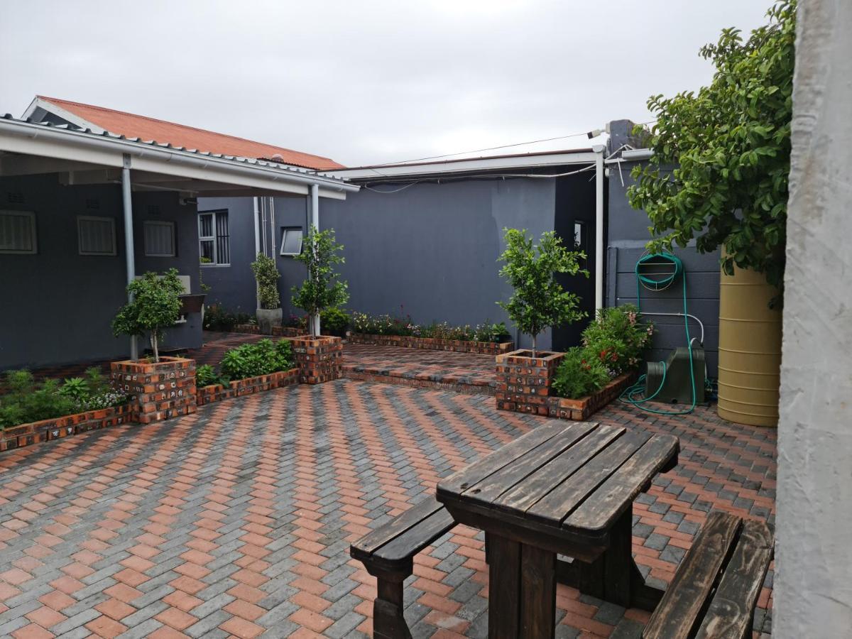 Hasate 10 Florence Street Oakdale Belliville 7530 South African Cape Town