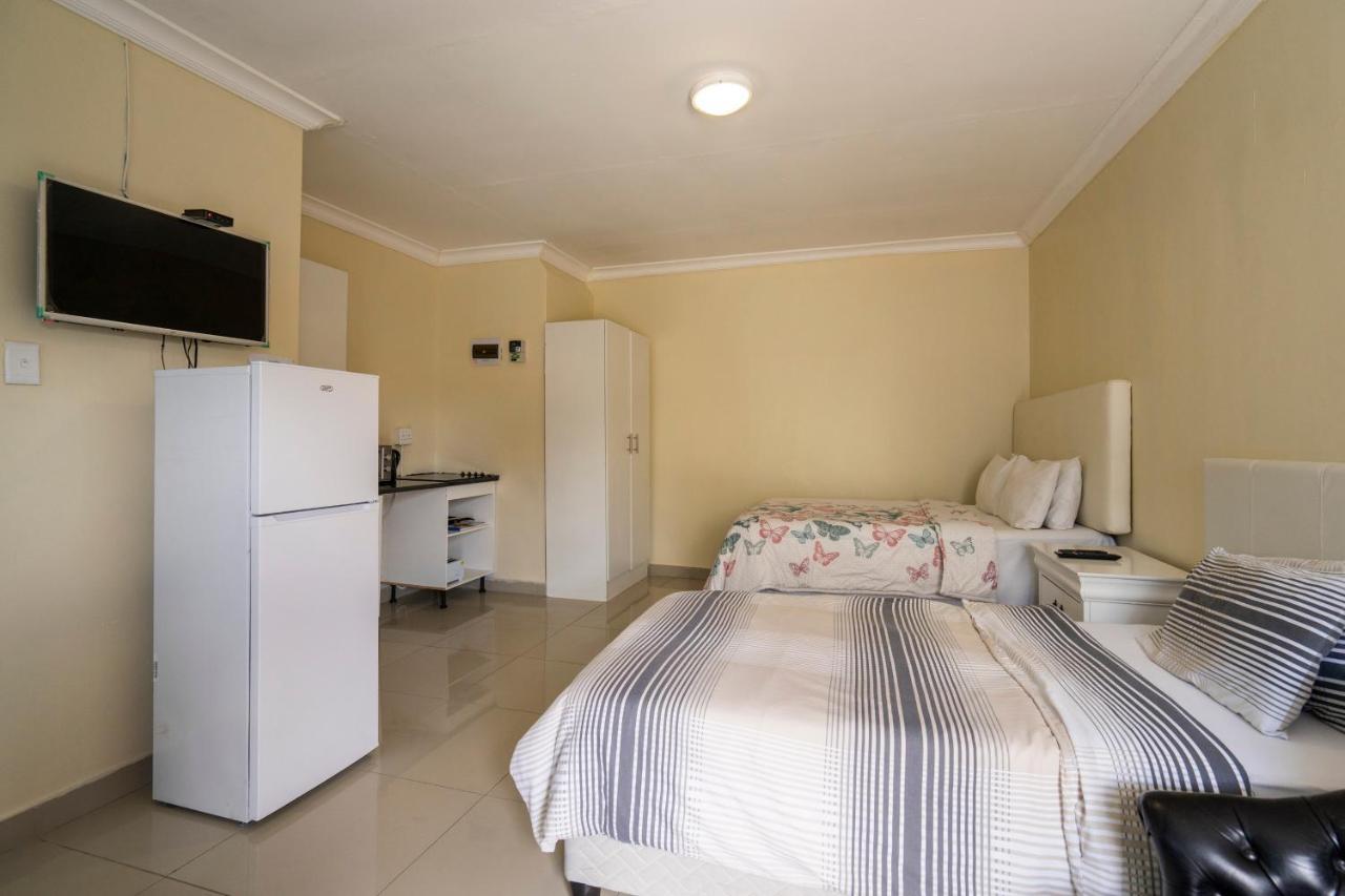 Hasate 10 Florence Street Oakdale Belliville 7530 South African Cape Town